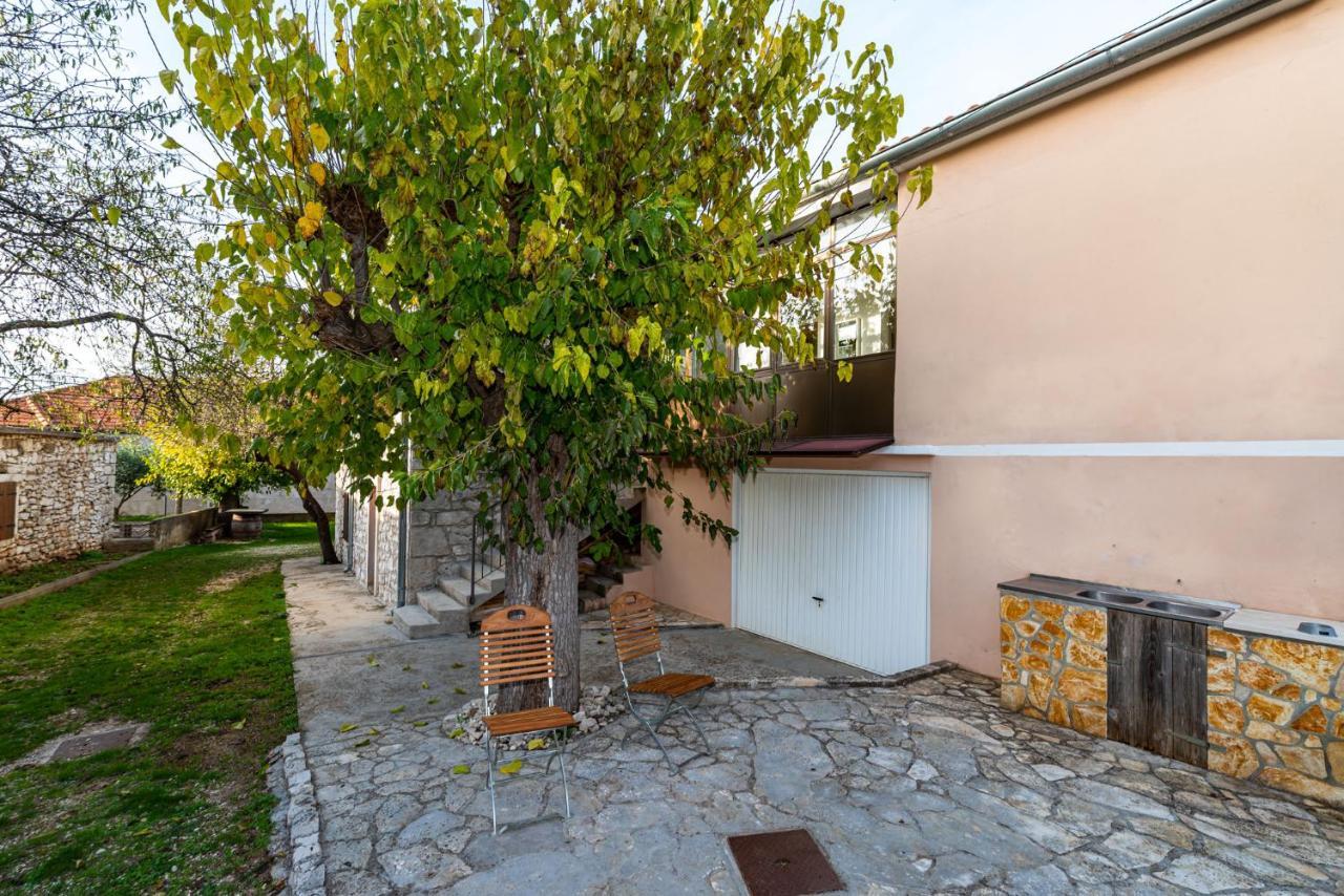 Ferienhaus Kuca Marija - Traditionelles Steinhaus Bei Zadar Debeljak Ngoại thất bức ảnh